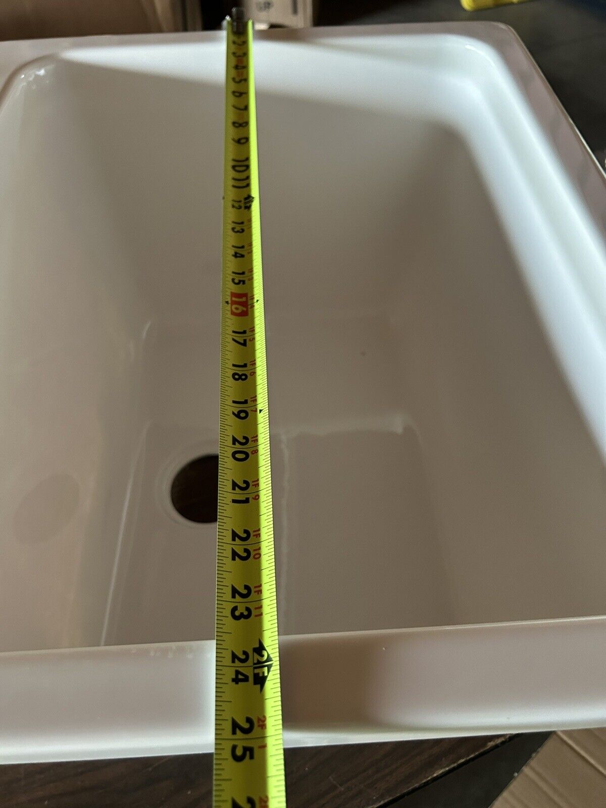 Signature Hardware SHLS2522WH (449309) Medford Drop In 1 Basin Acrylic Laundry S
