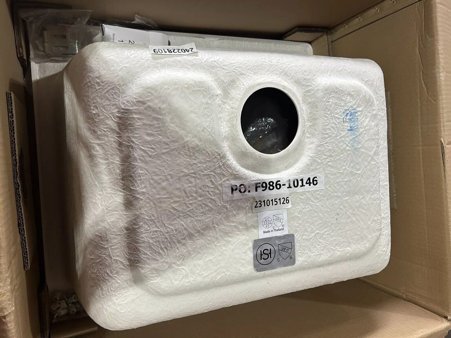 Signature Hardware SHLS2522WH (449309) Medford Drop In 1 Basin Acrylic Laundry S