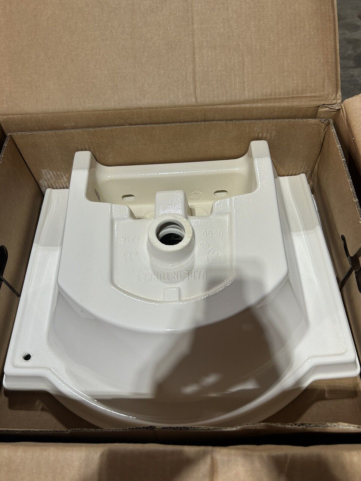 Estate 24" Pedestal Bathroom Sink Only with 1 Hole Drilled and Overflow
